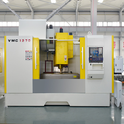 VMC CNC Milling Machine الشركات المصنعة لمركز التجهيز العمودي VMC1370