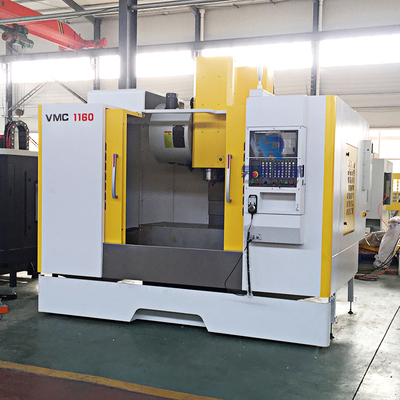 آلة الحفر العمودي CNC ذات 3 محاور مركز تحكم VMC 850 FNC