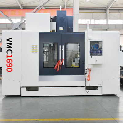 مركز التجهيز العمودي المخصص Vmc1690 آلة الطحن CNC الجديدة 3 محاور