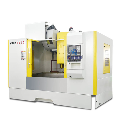 مركز آلة معالجة المعادن العمودية Vmc1370 3axis