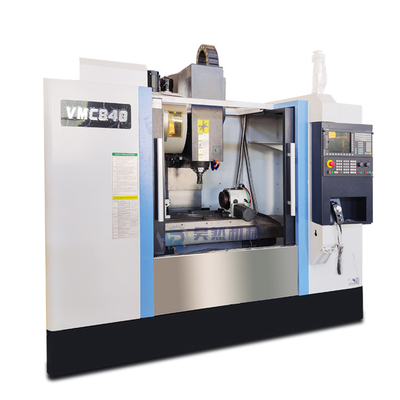 آلة الطحن CNC ذات الحلقة شبه المغلقة 5 محاور VMC840 مركز الآلة العمودية