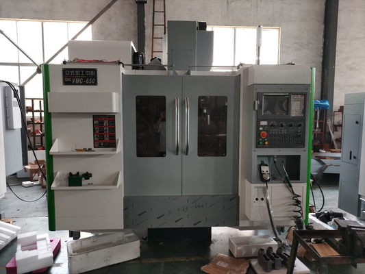 مركز التصنيع العمودي CNC VMC650 3/4/5 آلات الطحن CNC المحور