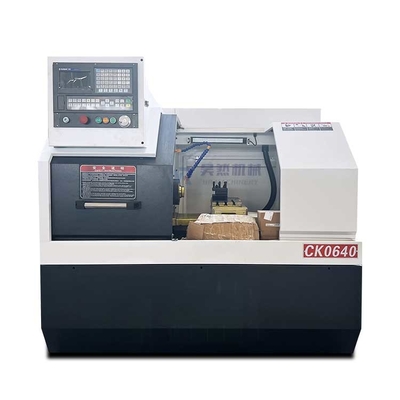 آلة مخرطة CNC يتم التحكم فيها تلقائيًا برمجة بسيطة CK0640